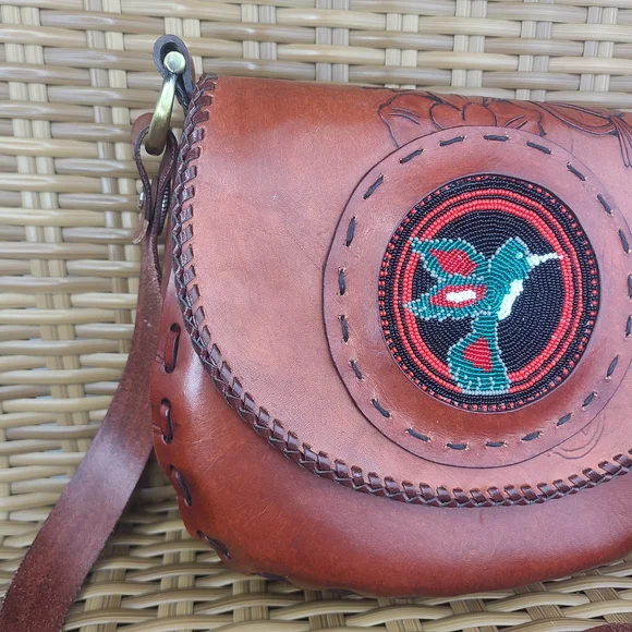 Handcrafted Brown Leather Crossbody Bag Beaded Embossed Humming Bird Design - Picture 3 of 16